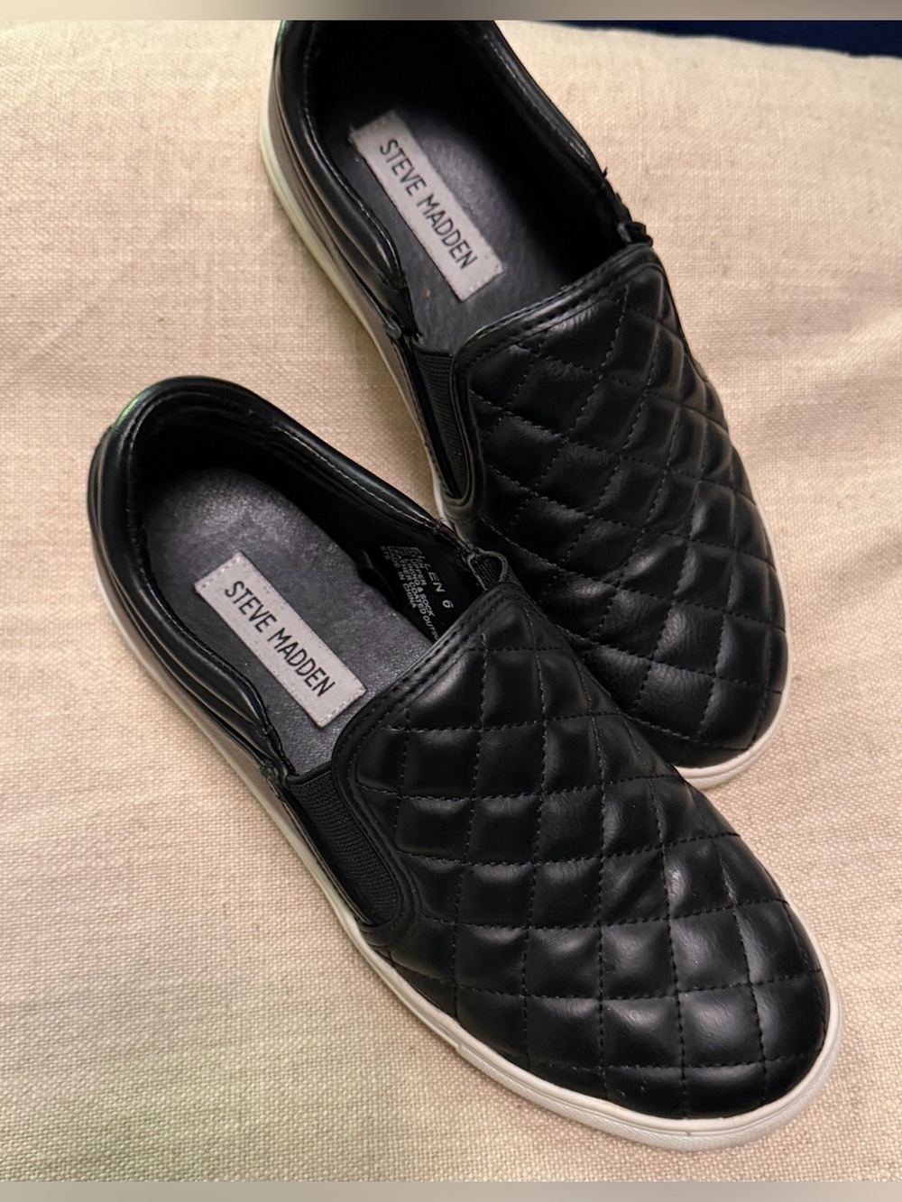 Steve Madden Ecentrcq black quilted slip on sneakers size 6 new condition